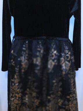 Rare Editions Navy Blue Velvet Long Sleeve Dress with Gold Brocade Skirt